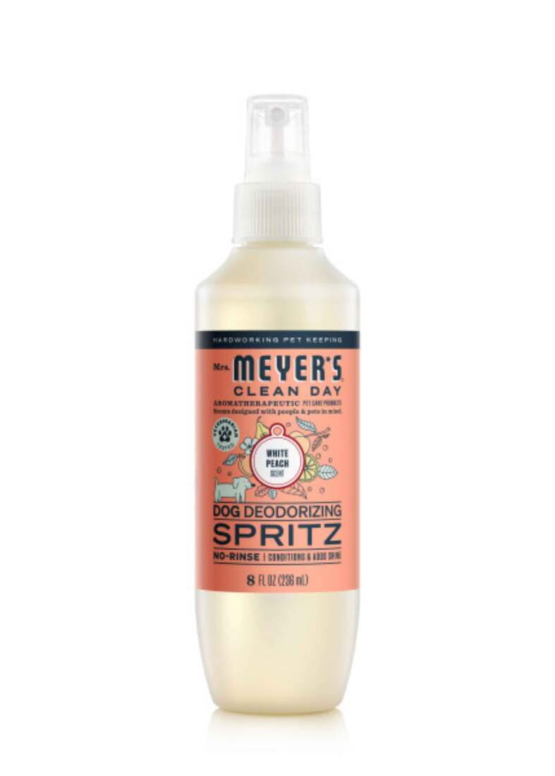 Mrs Meyers White Peach Dog Deodorizing Spritz, 8 Ounces